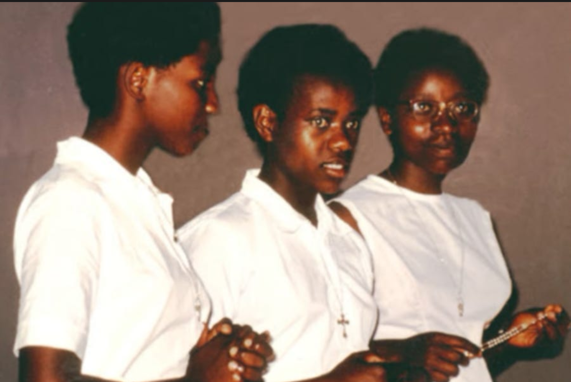 The visionaries of Kibeho during an ecstasy. Source: The Pillar